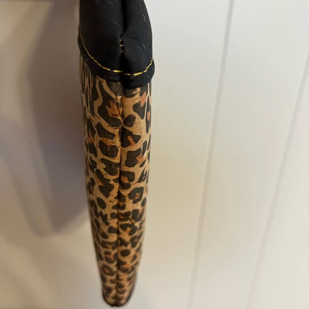 Cork, Leopard print Crossbody‎ bag